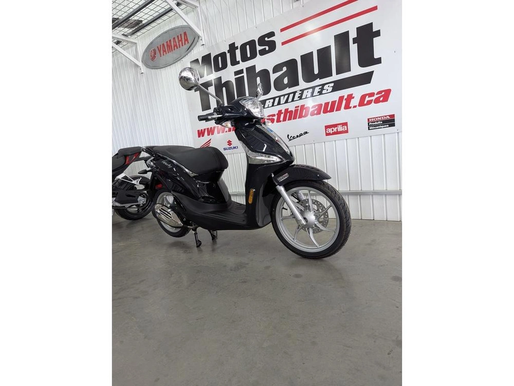 2024 Piaggio Liberty 50 alt