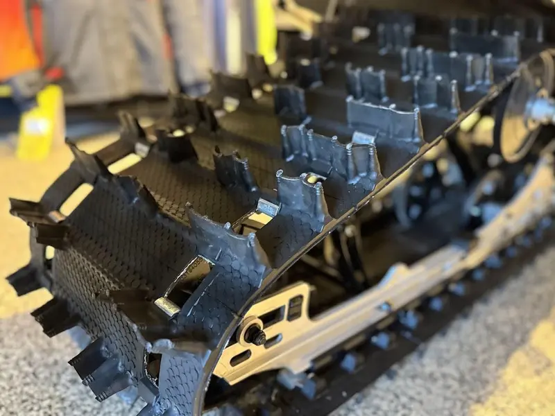 2025 Ski-Doo Summit Néo 600 EFI