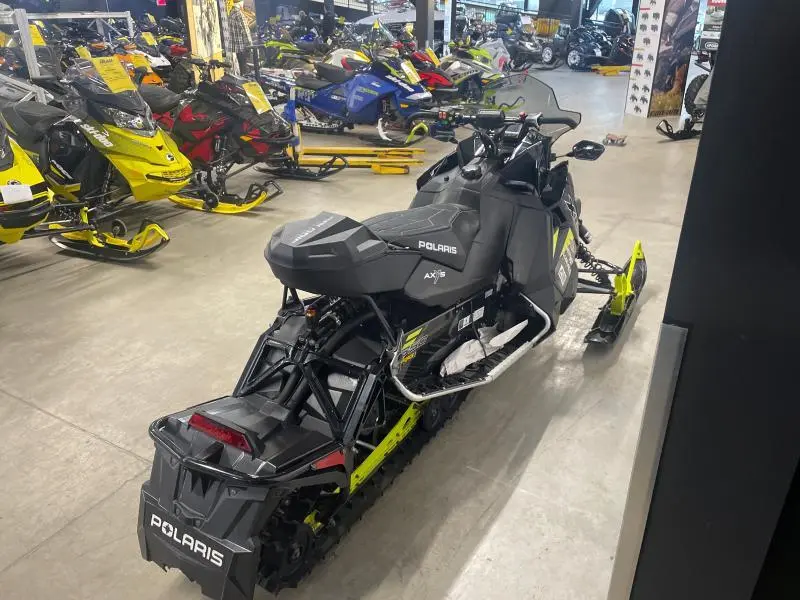 2019 Polaris Switchback XCR 850