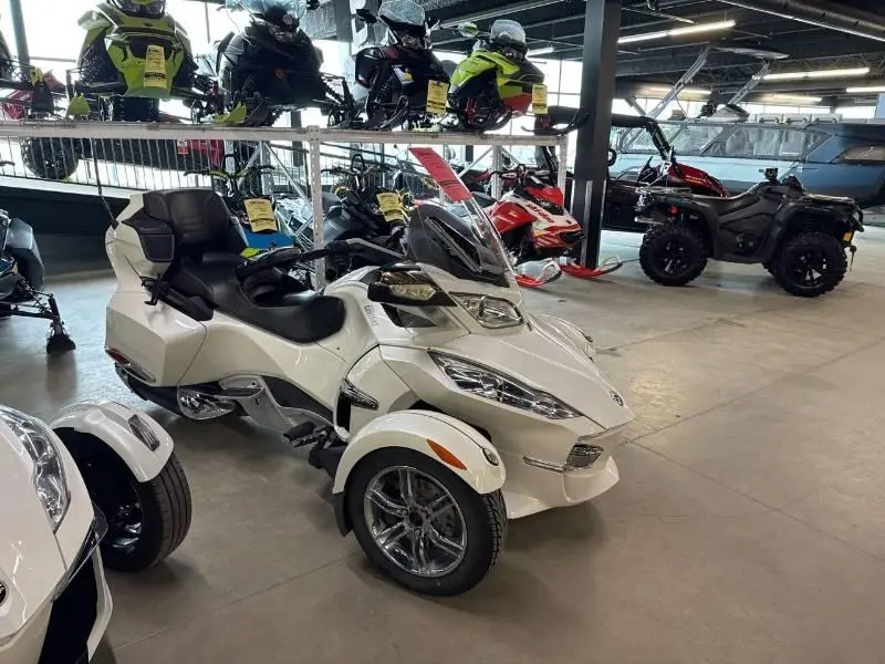 Can-Am Spyder RT Limited (SE5) 2012