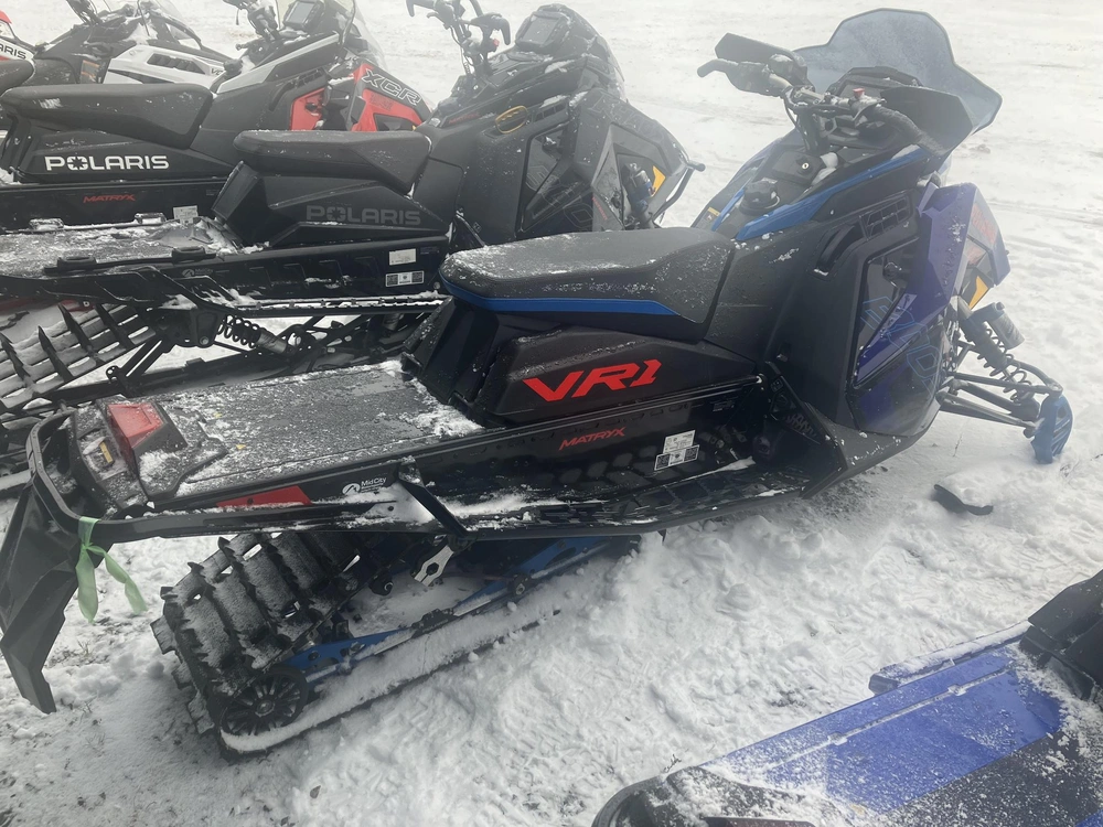 2023 Polaris Boost Patriot Boost Indy Vr1 137 alt