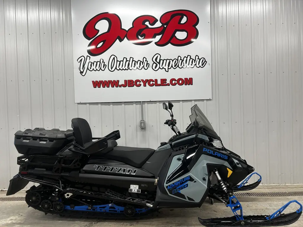 2026 Polaris TITAN 850 ULTIMATE 1.8" 