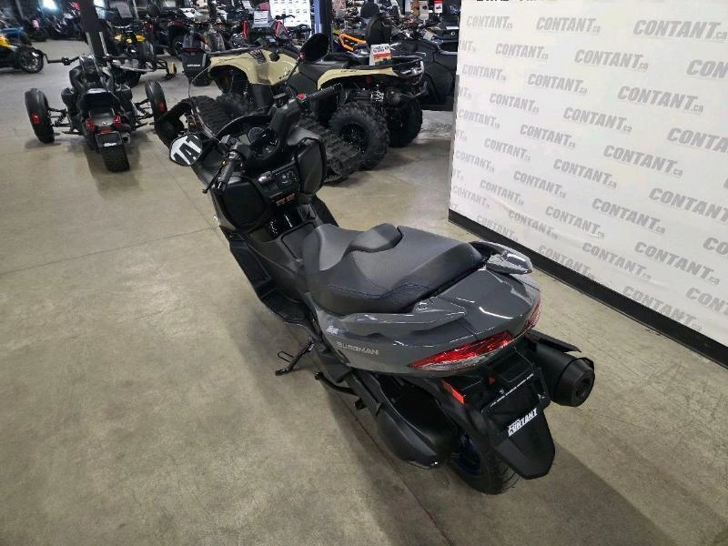 2025 Suzuki Burgman 400 alt