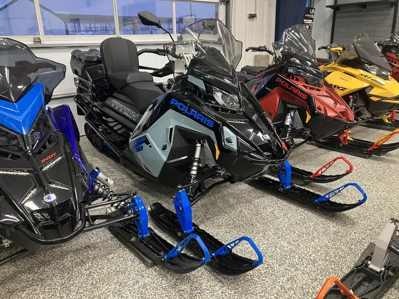 2026 Polaris 850 Titan Adventure Ultimate 155 1.5"