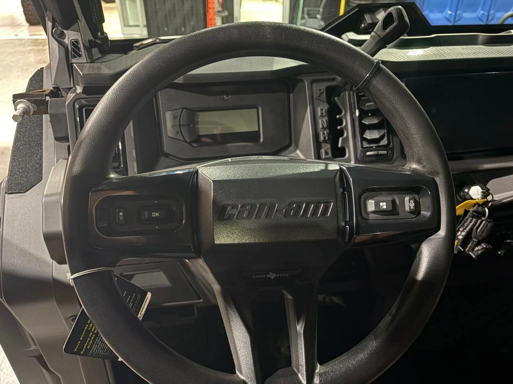 Can-am Defender Max Lone Star Cab Hd11 2026 alt