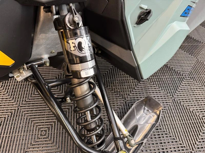 Polaris 850 Switchback Xc 2026 alt