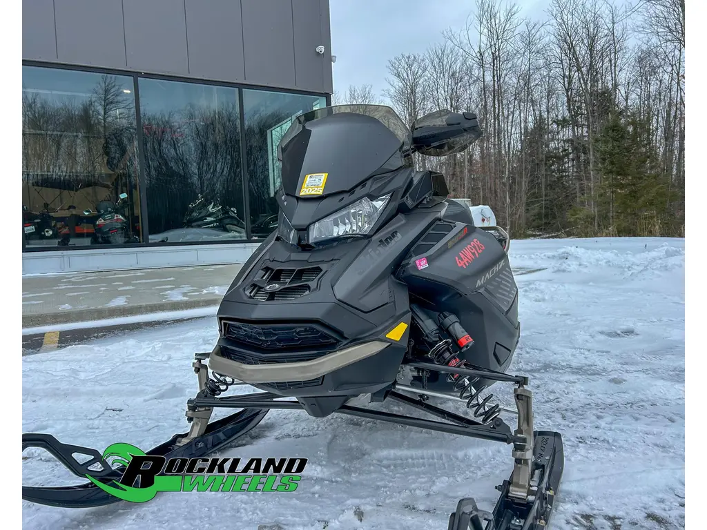 2022 Ski-Doo MACH 900 ACE TURBO R WITH STUDDED TRACK!!