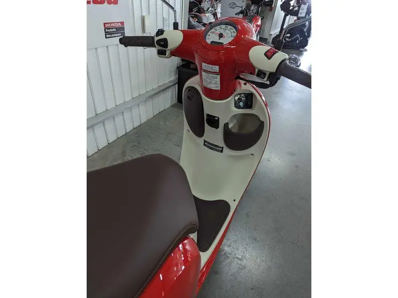 2025 Honda Giorno thumbnail 3