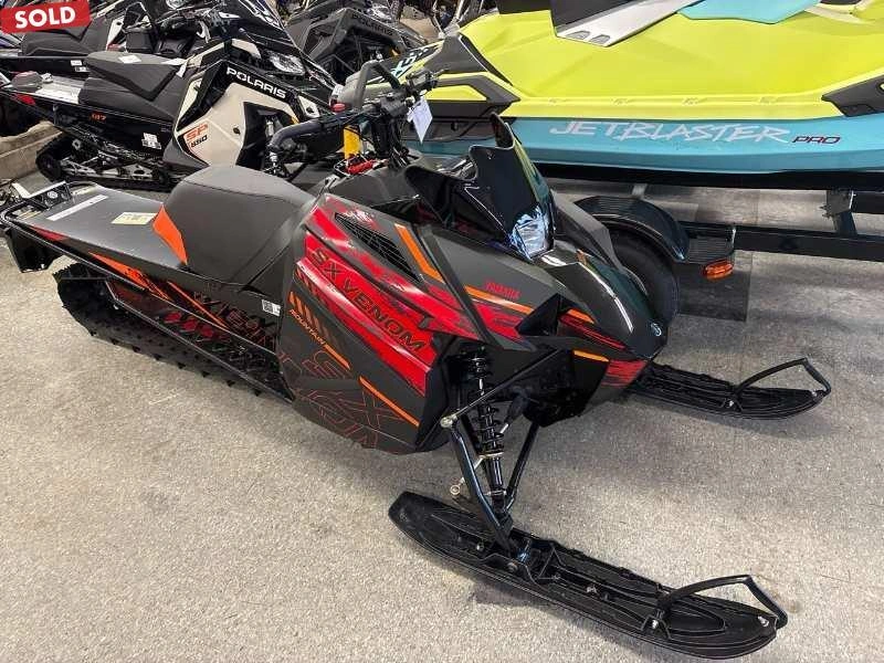 2025 Yamaha Sxvenom Mountain alt