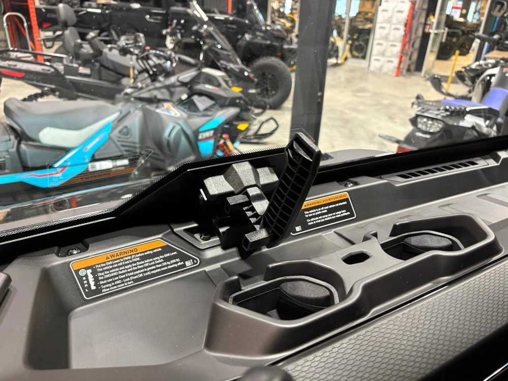 Can-am Defender Limited Cab Hd11 2026 alt