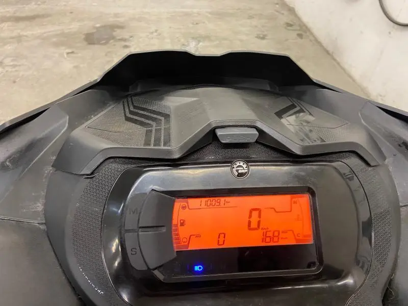 2018 Ski-Doo Renegade XR-S 850 E-TEC