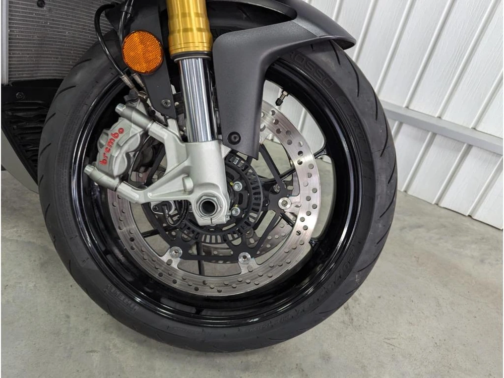 Aprilia Tuono V4 1100 2021 alt