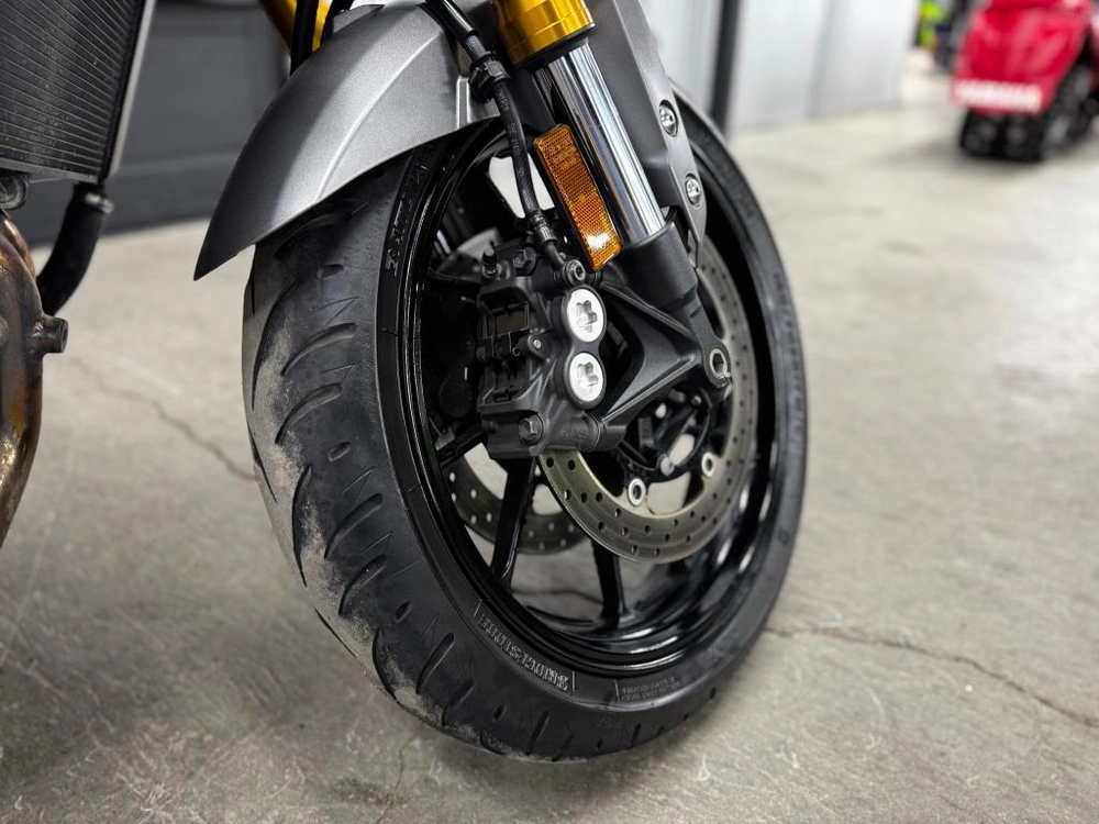 Yamaha Fz09 2015 alt