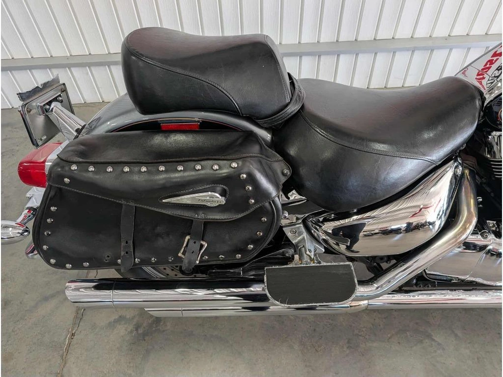 Suzuki Vl 1500 Intruder 2004 alt