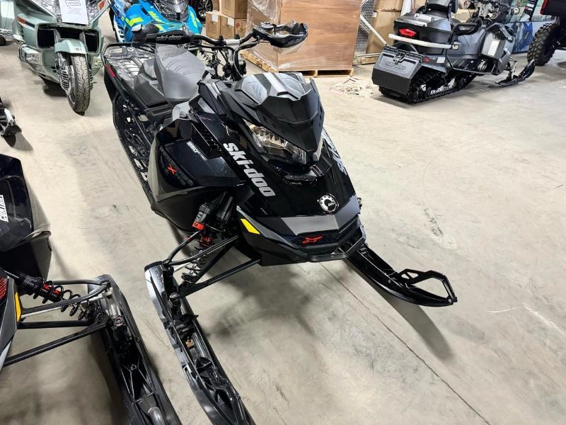 2022 Ski-doo Renegade X-rs 850 E-tec Ice Ri alt