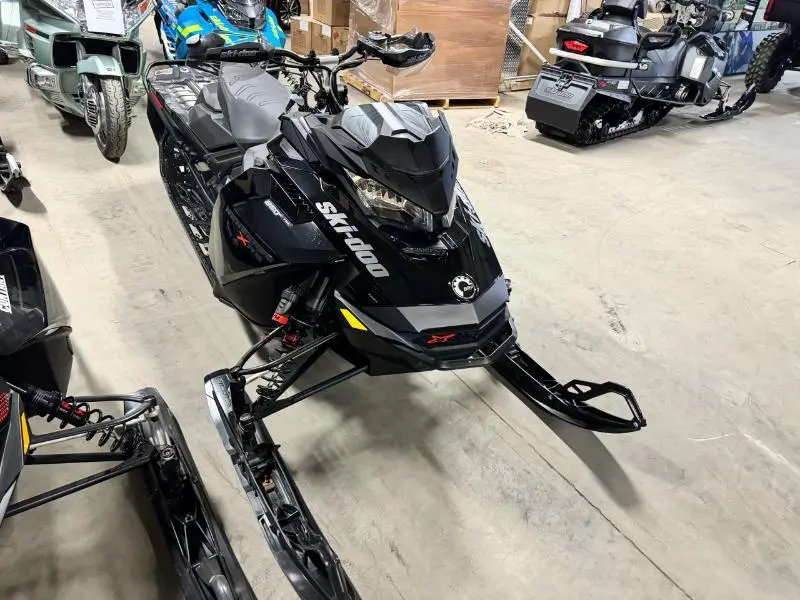 2022 Ski-Doo Renegade X-RS 850 E-TEC Ice Ri