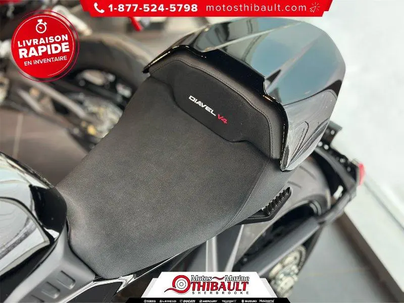 Ducati Diavel V4 2025