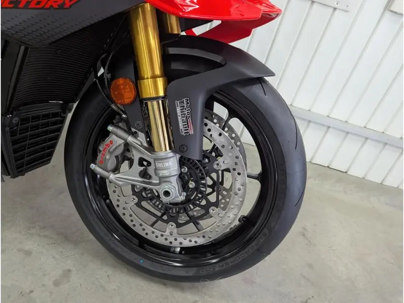 2026 Aprilia Tuono V4 1100 Factory