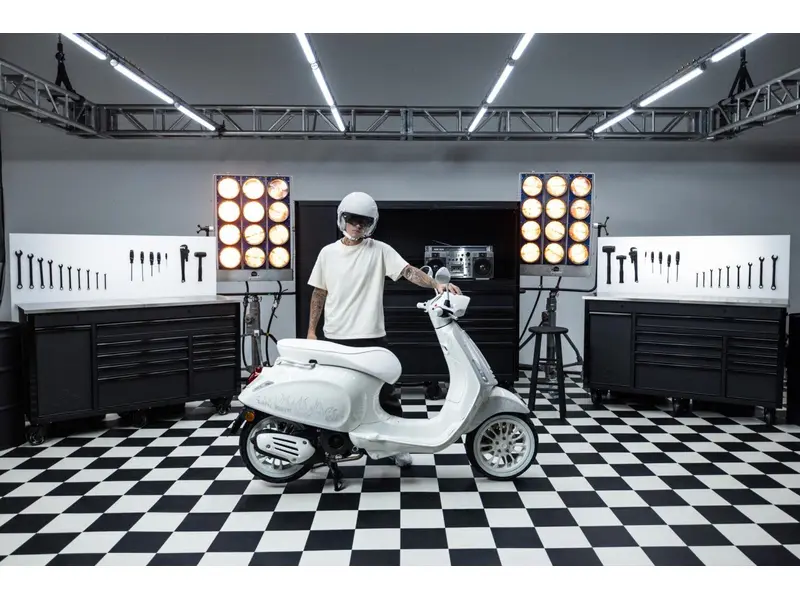 2023 Vespa Sprint 50 Justin Bieber x * 0.% POUR 24 MOIS thumbnail 4