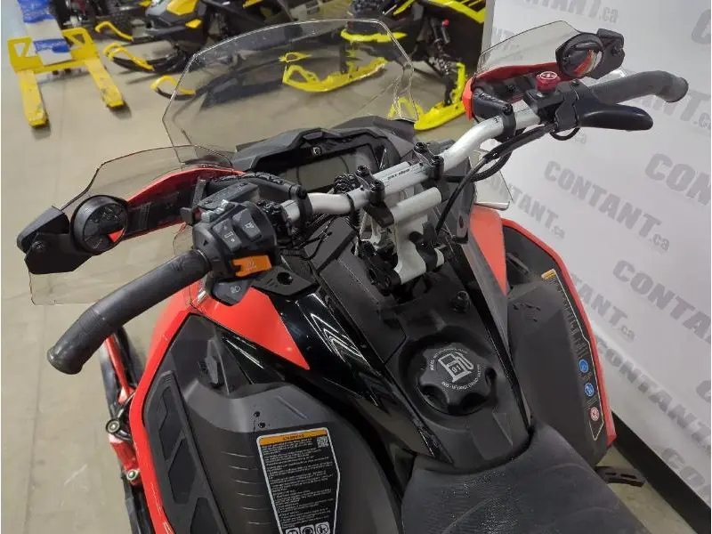 2021 Ski-Doo MXZ X 850 E-TEC