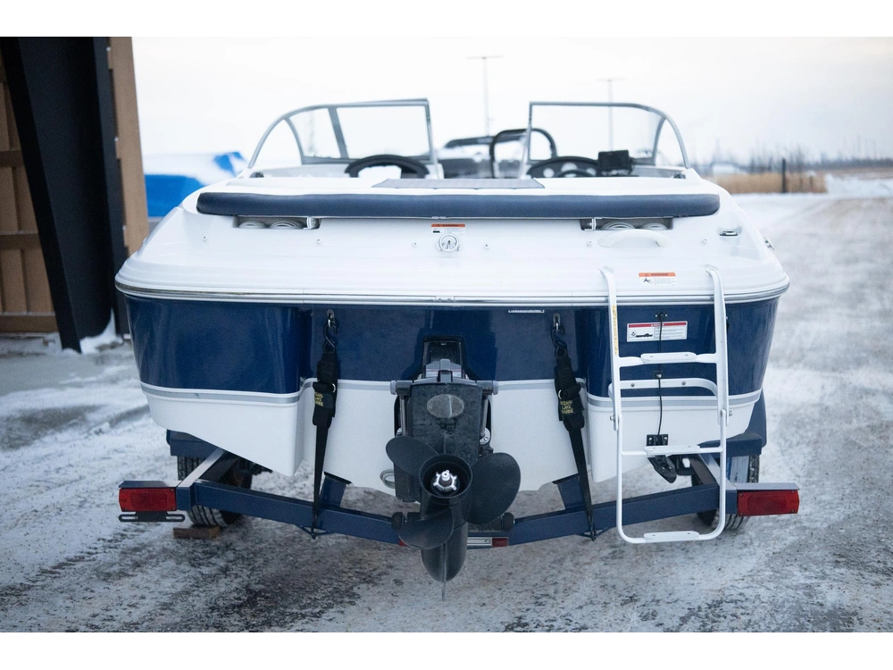 2011 Four Winns 180le alt