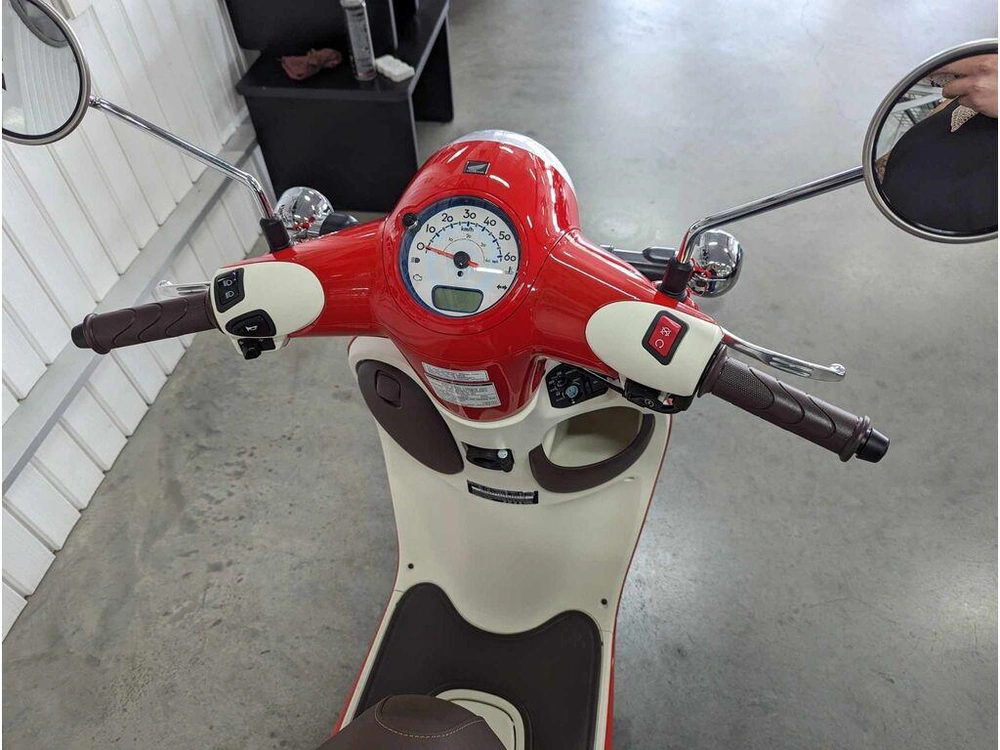 2025 Honda Giorno alt