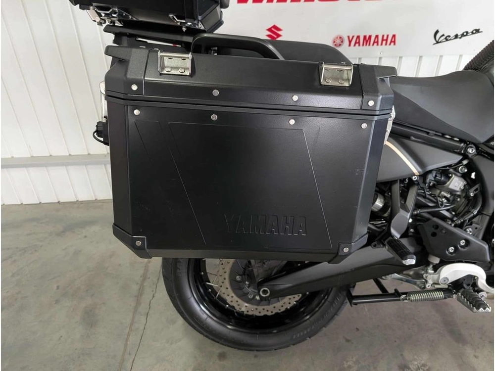2023 Yamaha Super Tenere alt