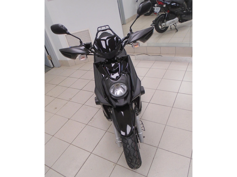 2018 Yamaha Zuma alt