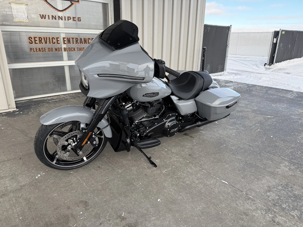 2026 Harley-davidson Street Glide alt