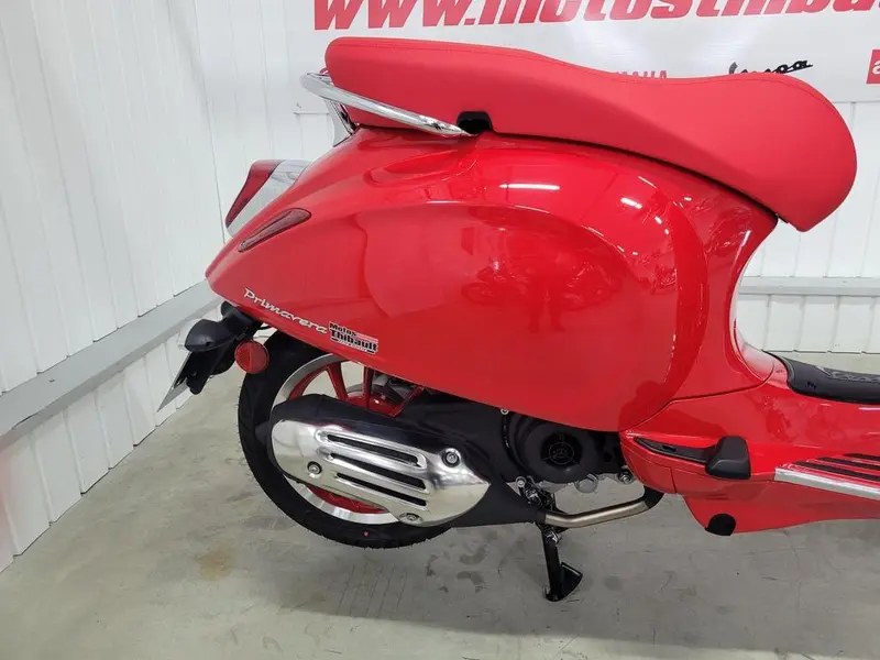 2023 Vespa Primavera 50 thumbnail 6
