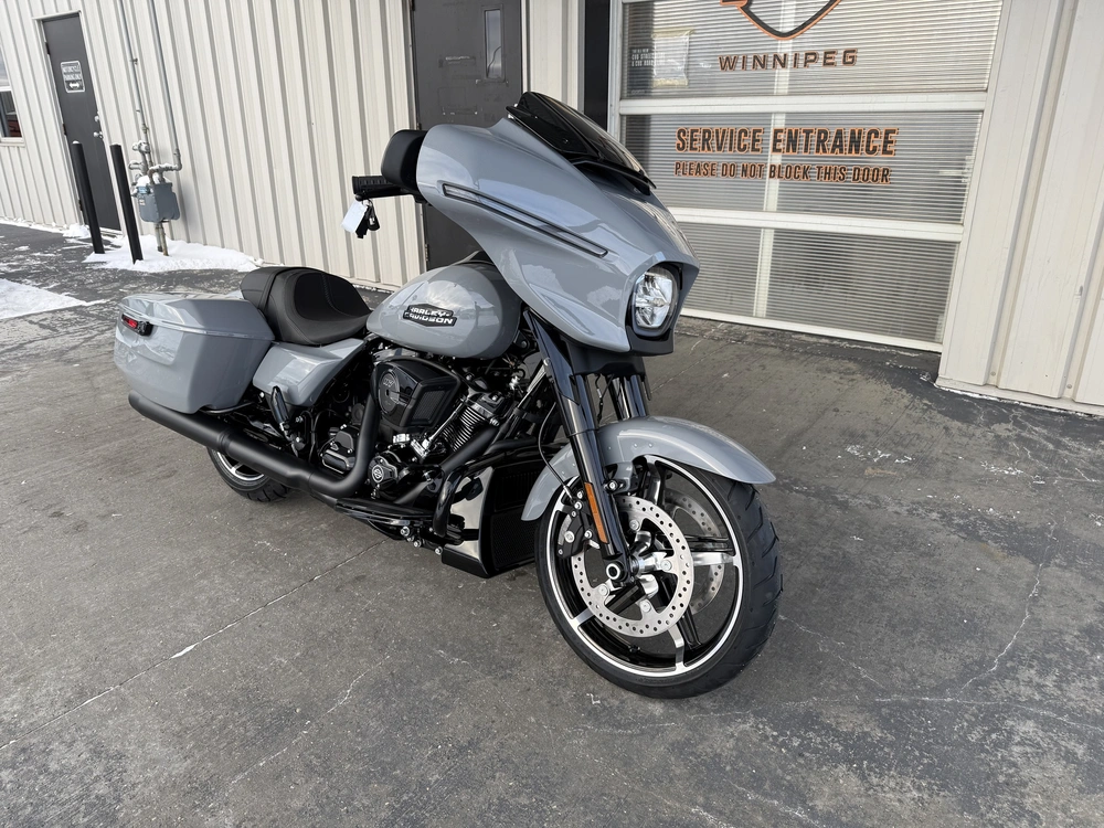 2026 Harley-davidson Street Glide alt