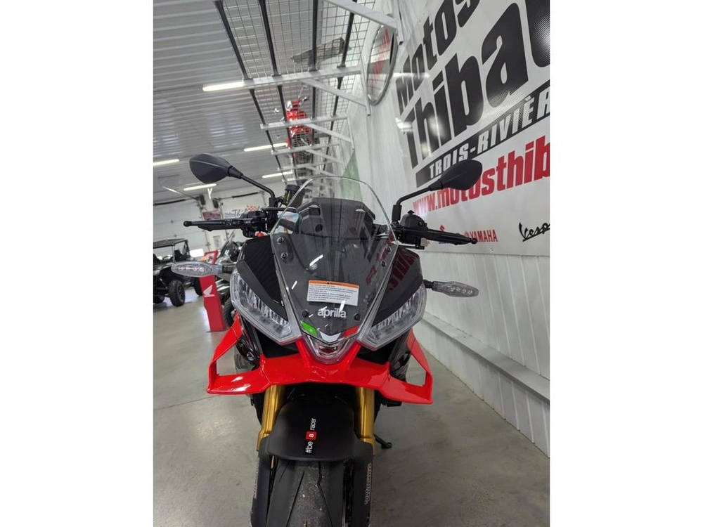 2026 Aprilia Tuono V4 1100 Factory alt