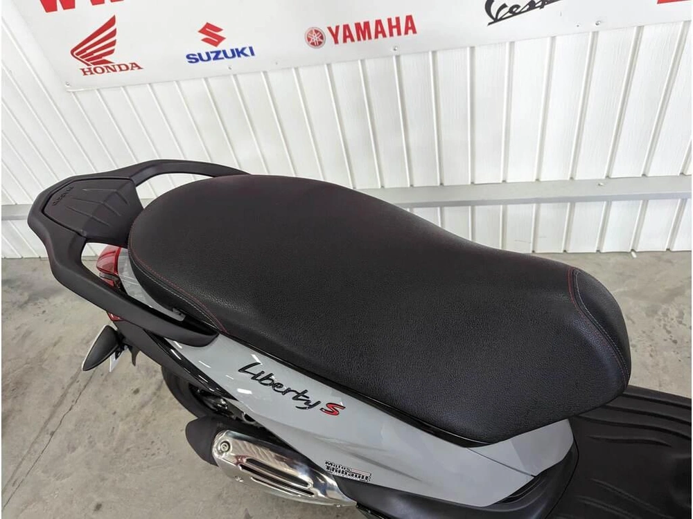 2023 Piaggio Liberty 50 alt