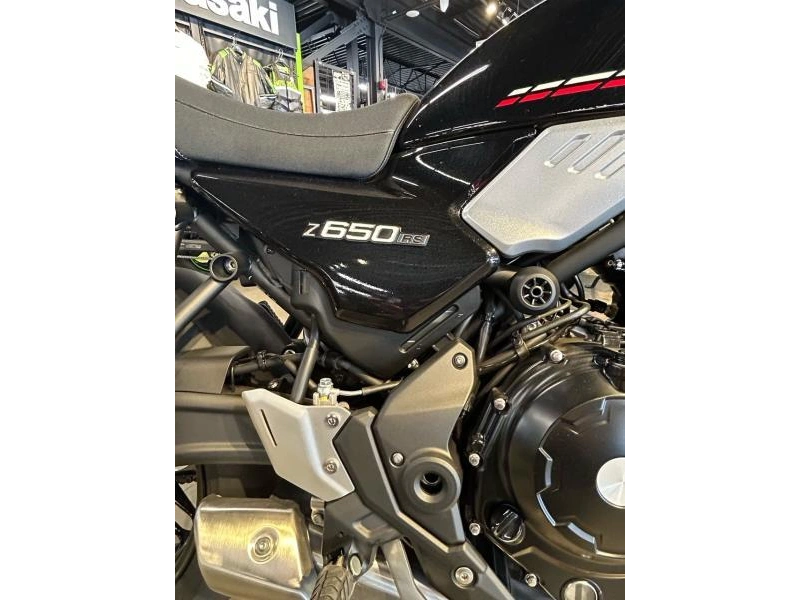 2023 Kawasaki Z650rs alt