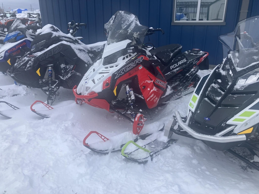 2023 Polaris S23tdl8rs 850 Indy Xcr 136 alt