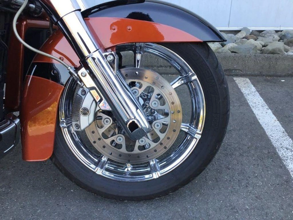 2015 Harley-davidson Fltruse - Cvo™ Road Glide® Ultra alt