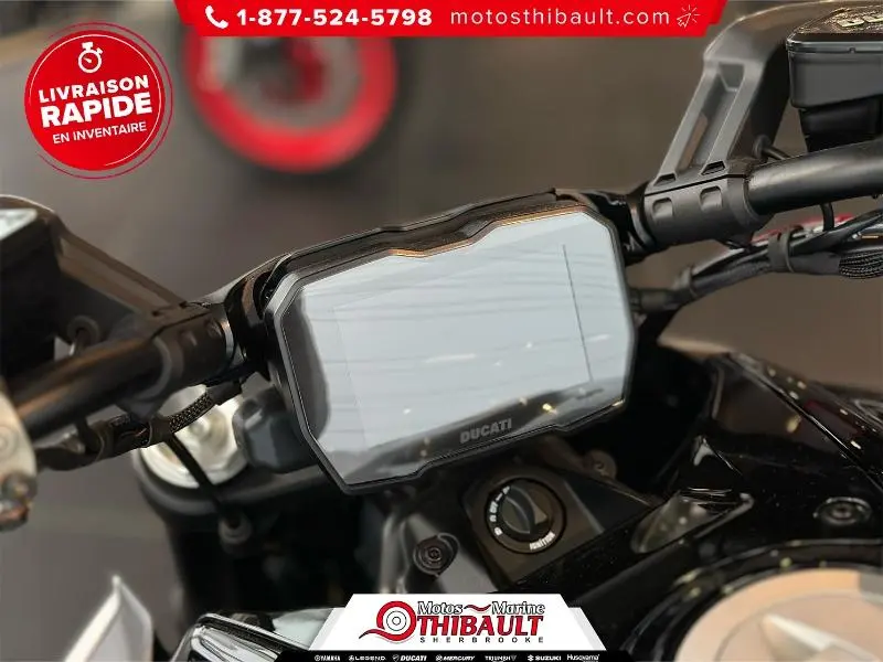 Ducati Diavel V4 2025