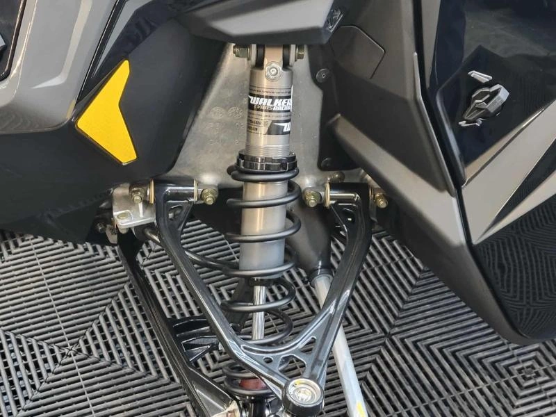 Polaris 850 Pro Rmk 155 2025 alt