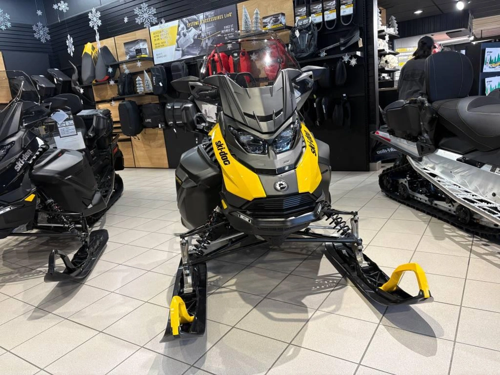 Ski-doo Expedition Le 24'' 900 Ace Silent Cobra 1.5'' E.s. 2026 alt