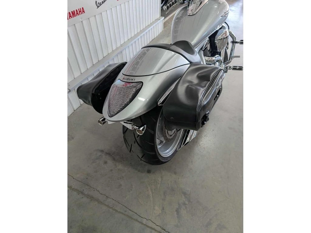 2009 Suzuki M109 Boulevard alt