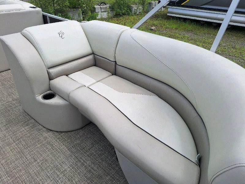 2018 Cypress Cay Seabreeze 212 3 Quilles 115hp alt