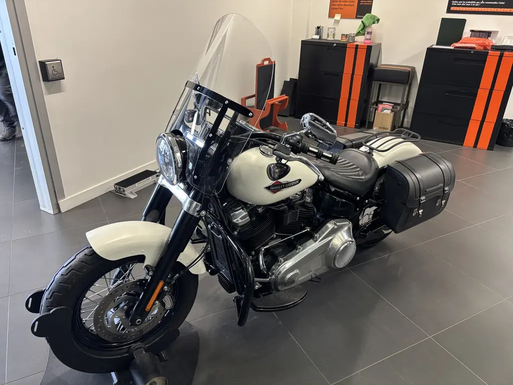 2019 Harley-Davidson FLSL Softail SlimFLSL
