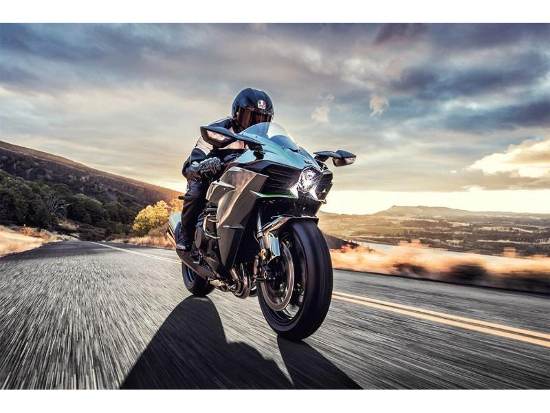 Kawasaki Ninja H2 2026 alt