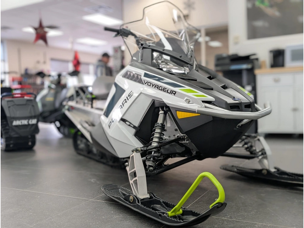 Polaris 550 Voyageur 144 | ❄️ Comparable Ski-doo Expedition Se 900 & Yamaha Vk Pro Ii ❄️ 2025 alt