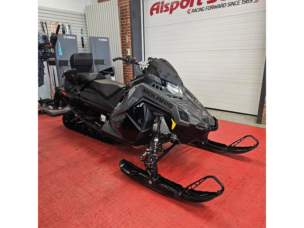 2025 Polaris Prostar S4 Indy Adventure 137 alt