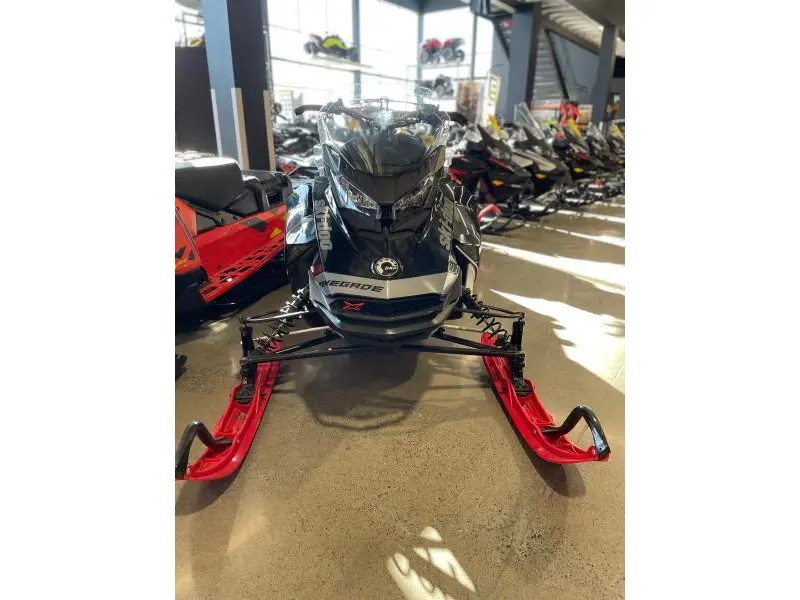 2019 Ski-Doo Renegade X E IC 850 E-TEC