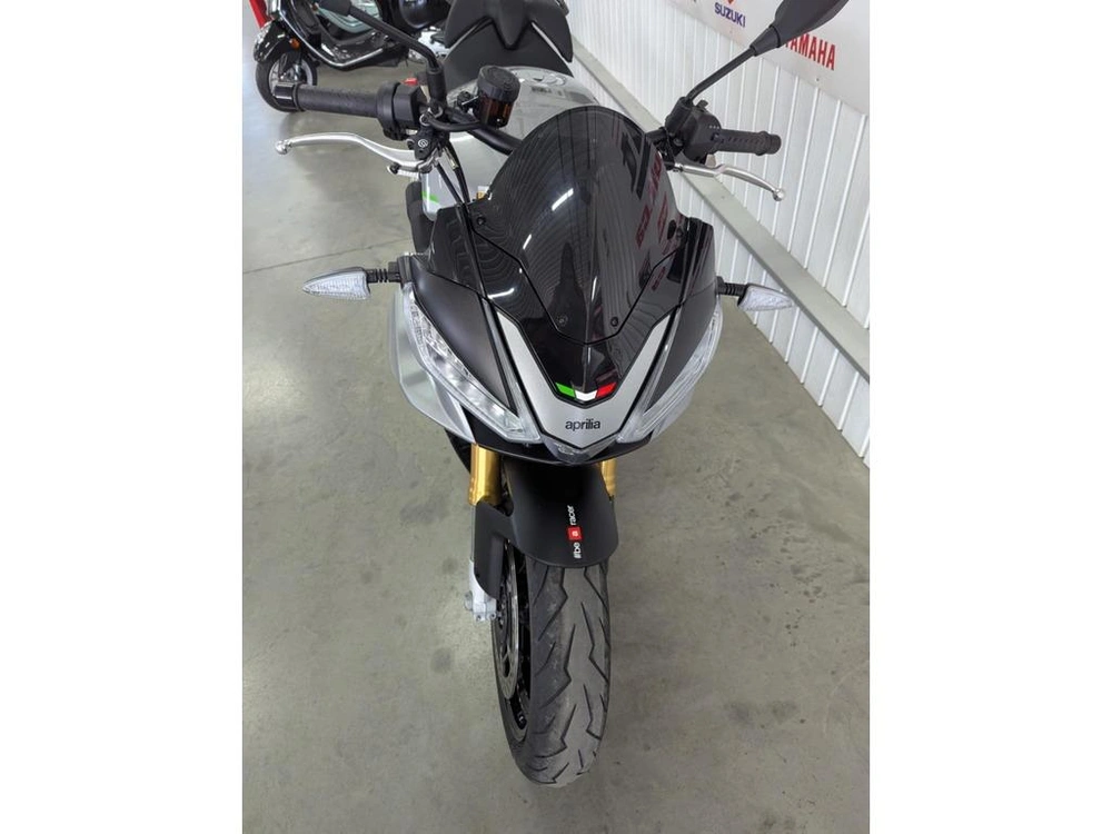Aprilia Tuono V4 1100 2022 alt