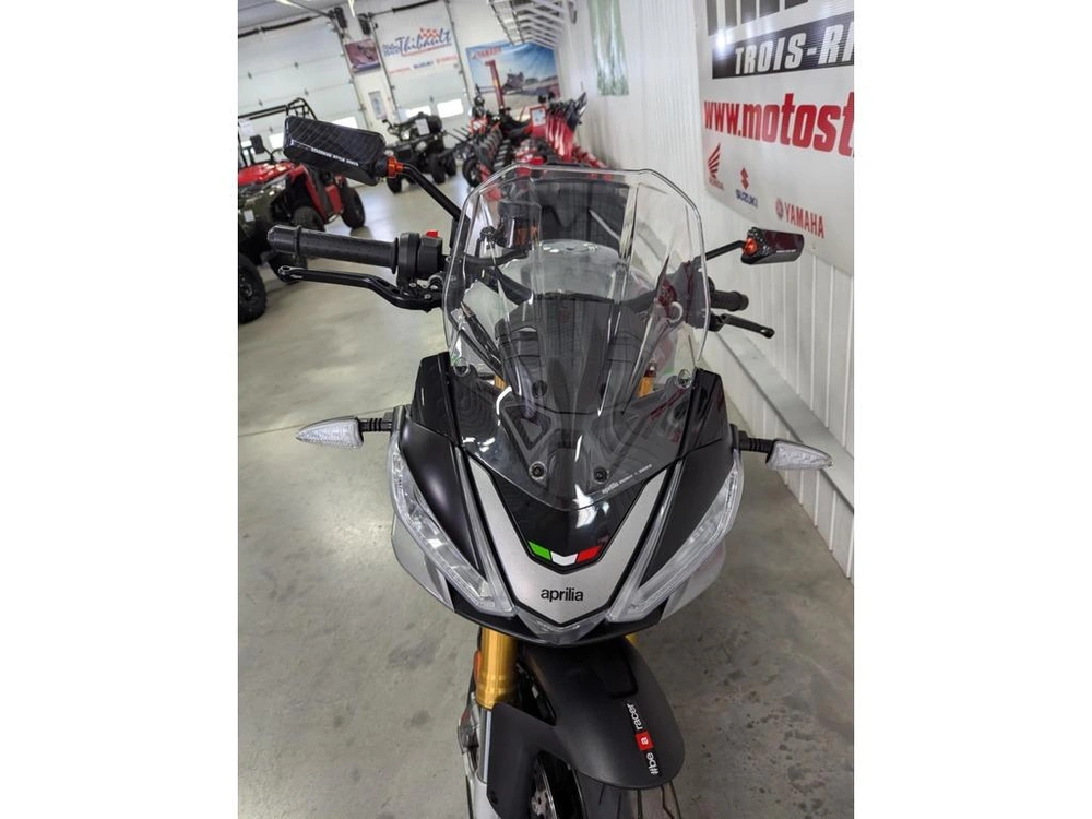 Aprilia Tuono V4 1100 2021 alt