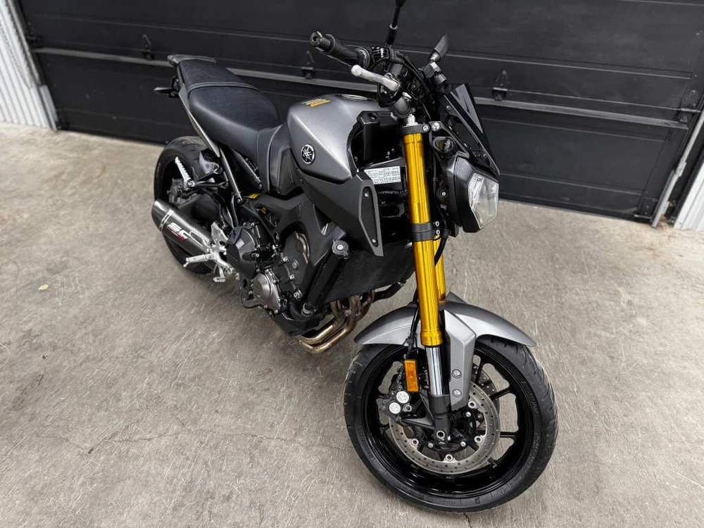 Yamaha Fz09 2015 alt