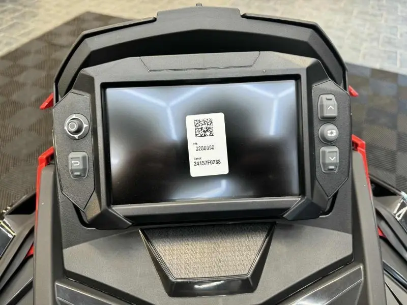 2025 Polaris 850 RMK KHAOS 165